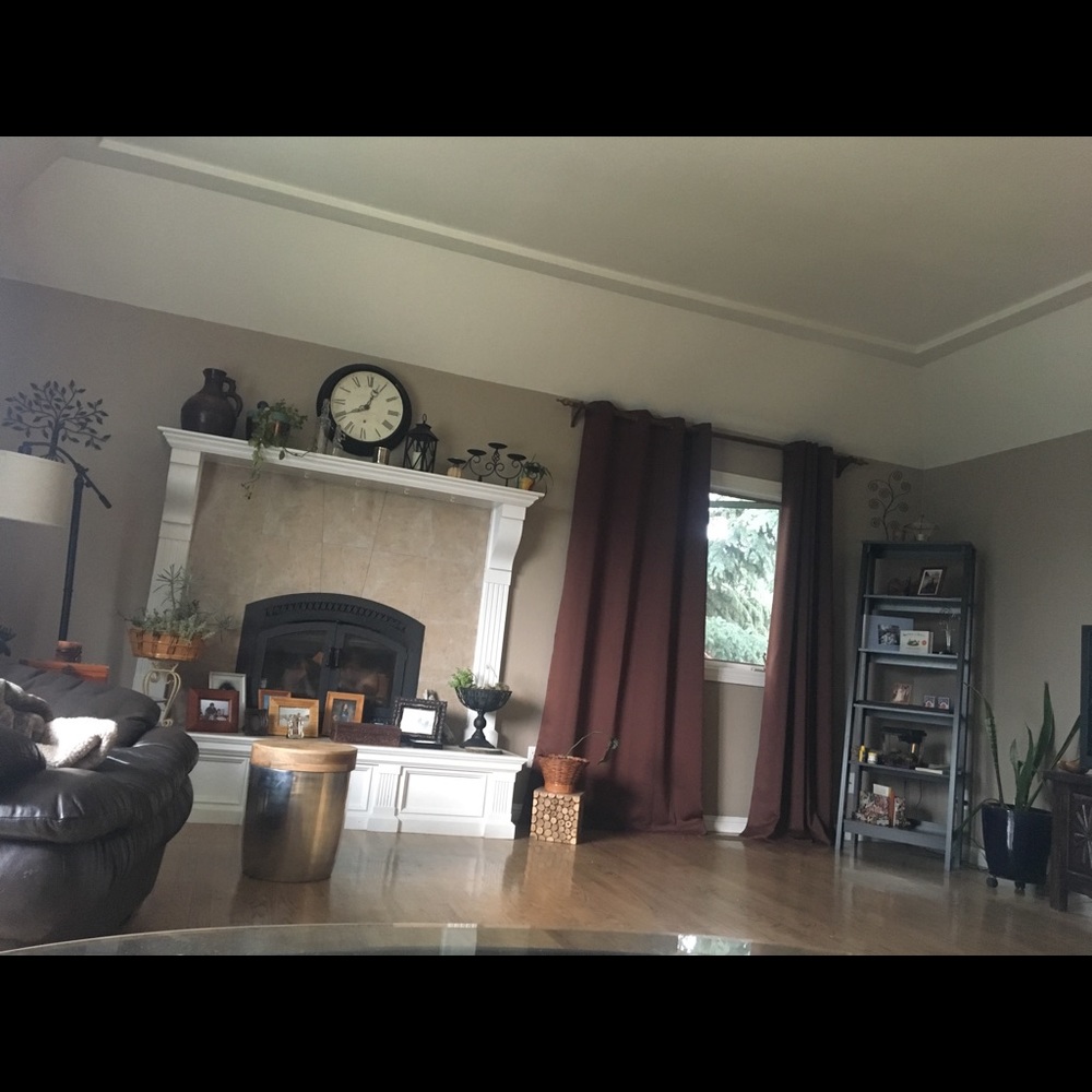 Meet your Posher, Megzy